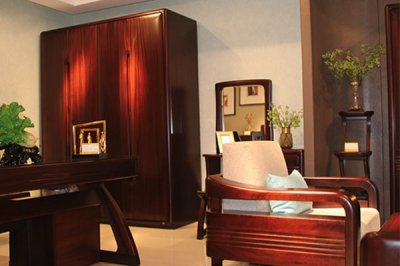 濟(jì)南實(shí)木家具需要油漆的四個(gè)原因？