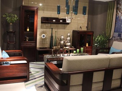 濟(jì)南實(shí)木家具需要油漆的四個(gè)原因？