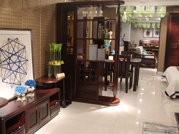 山東實(shí)木家具