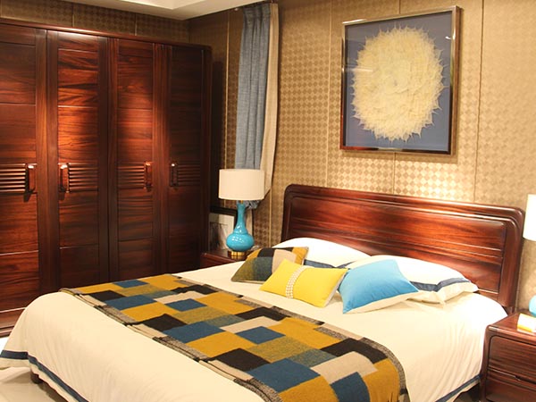 山東實(shí)木家具