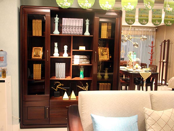 山東實(shí)木家具