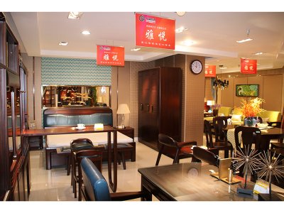 實木床&實木衣柜